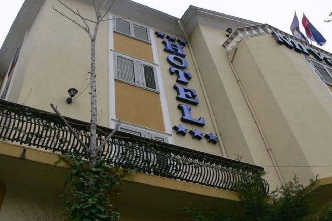 Art Hotel Nirvana Tiranë Ngoại thất bức ảnh