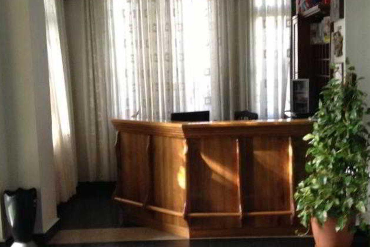 Art Hotel Nirvana Tiranë Ngoại thất bức ảnh