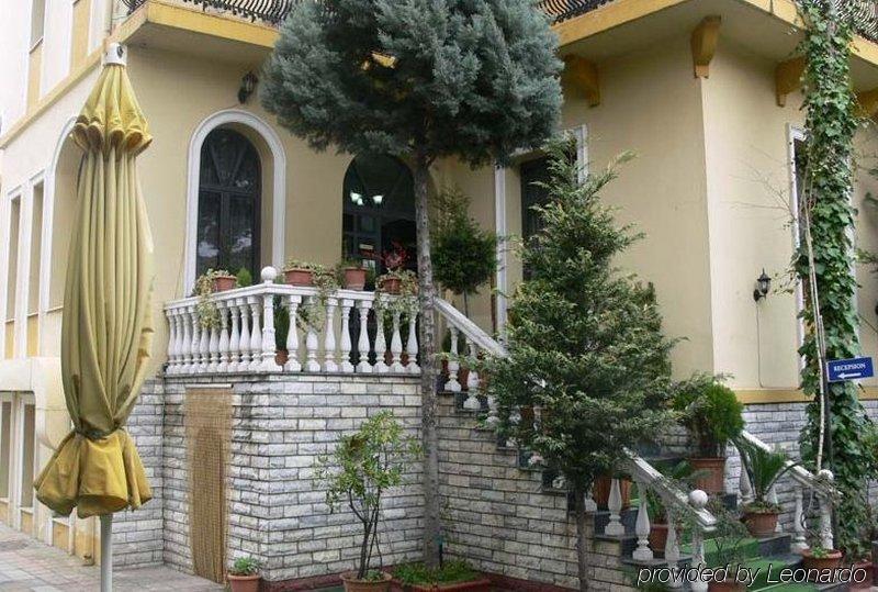 Art Hotel Nirvana Tiranë Ngoại thất bức ảnh