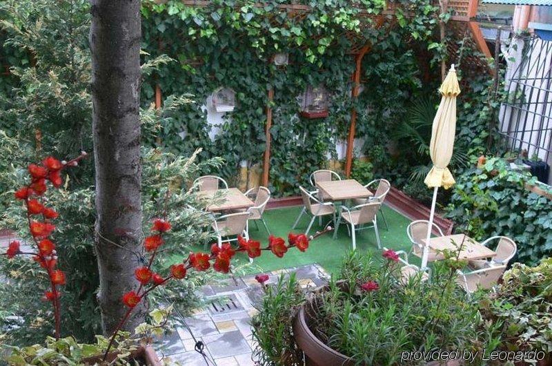 Art Hotel Nirvana Tiranë Tiện nghi bức ảnh