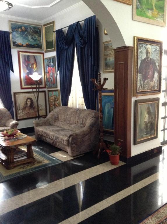 Art Hotel Nirvana Tiranë Nội địa bức ảnh